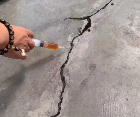 二道江混凝土裂缝修补技术详解​